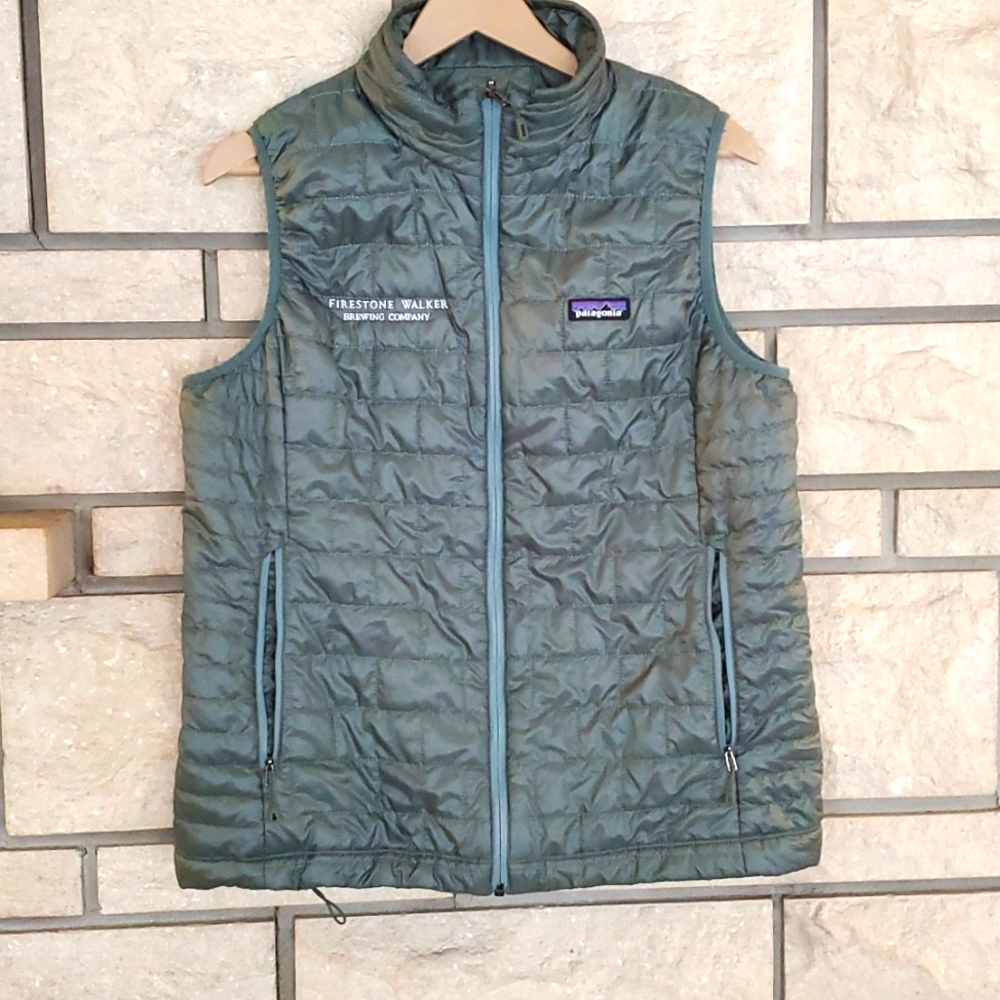 Patagonia green vest Womens XL